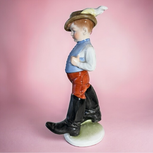 Herend Hungary - Boy in Boots Hand Painted Porcelain Figurine - Stamped - Picture 7 of 11